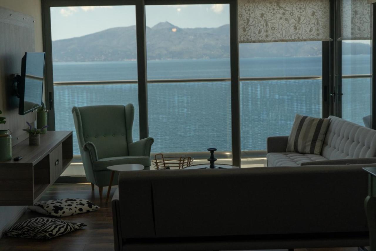 Epirus Hotel Sarande Bilik gambar
