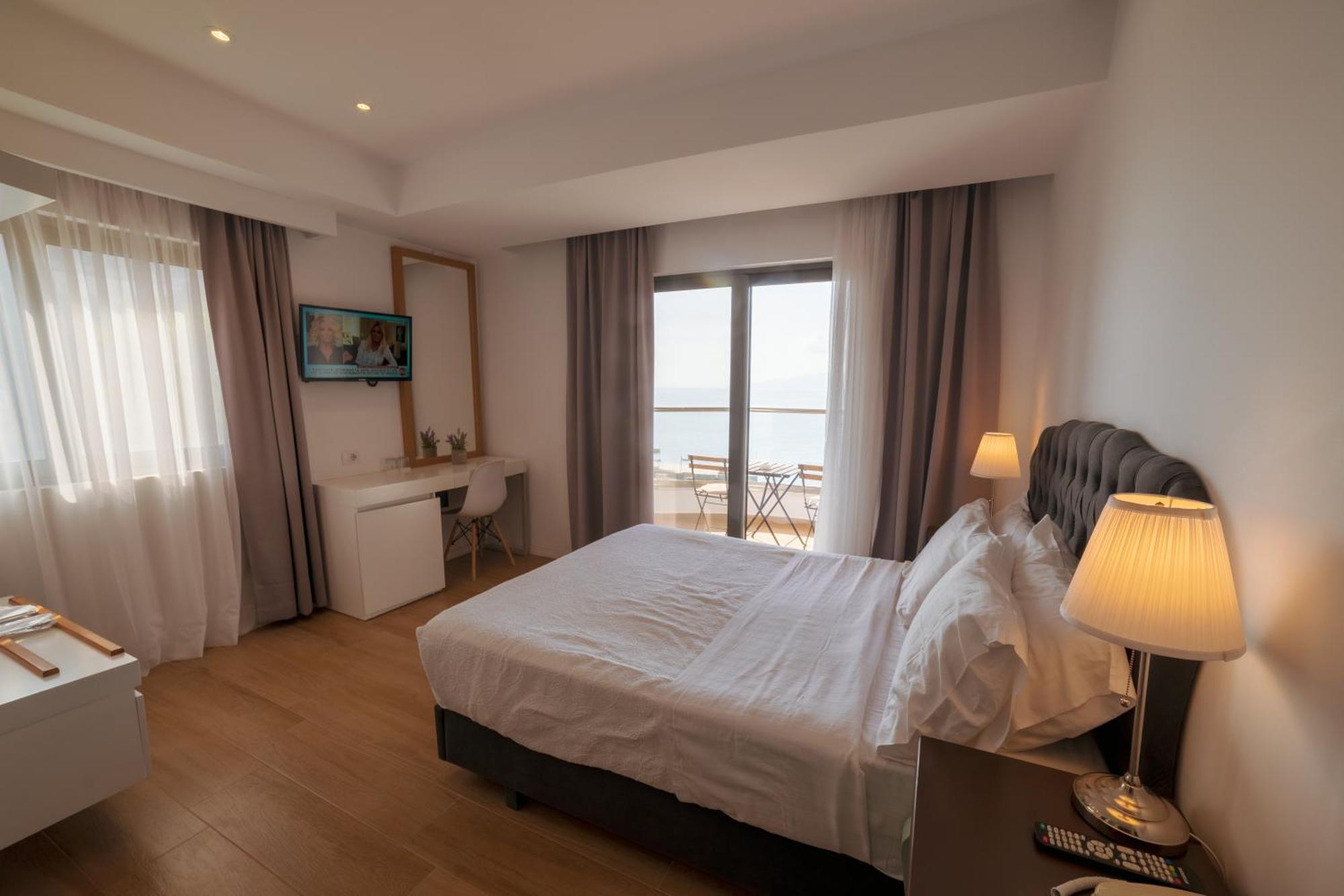 Epirus Hotel Sarande Luaran gambar